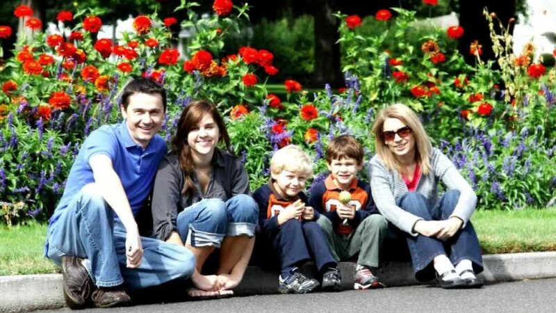 Jak różne tradycje religijne wpływają na związek i wychowanie dzieci?