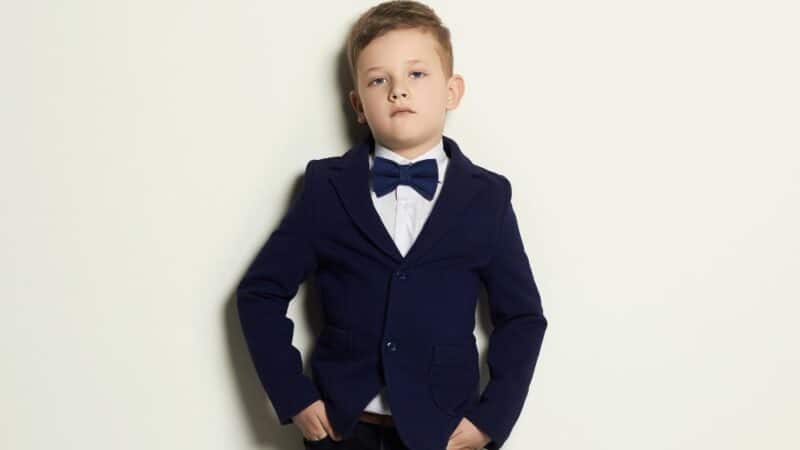 Garnitur komunijny — jak wybrać strój na ten dzień